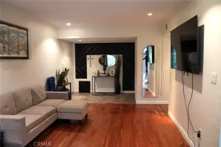 Photo #3: DW25224402 Listing 