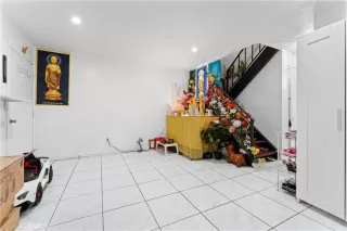 Photo #3: DW25241143 Listing 