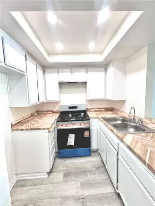 Photo #1: DW25242715 Listing