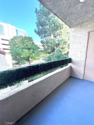 Photo #4: DW25242715 Listing