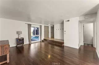 Photo #6: DW25252399 Listing 