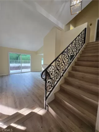 More Details about MLS # DW25255135 : 919 CREEKSIDE