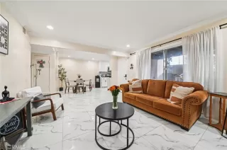 Photo #5: DW25265601 Listing 