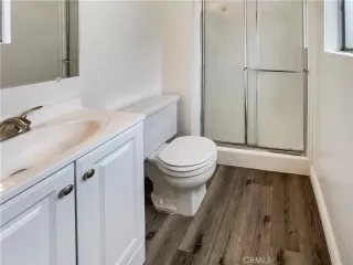 Photo #3: DW26020703 Listing