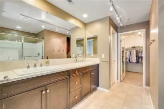 Photo #5: DW26027486 Listing 