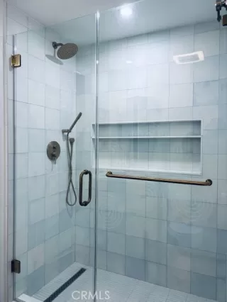 Photo #6: DW26038951 Listing