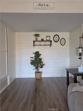 Photo #5: DW26046168 Listing 