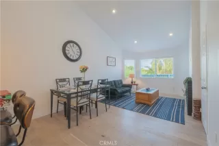 Photo #1: DW26048505 Listing