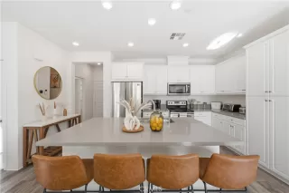 Photo #6: DW26059812 Listing 