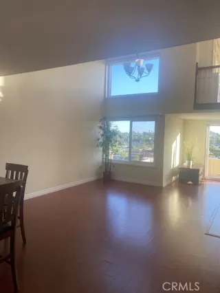 Photo #5: DW26073515 Listing 