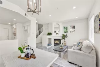 Photo #6: DW26078057 Listing 