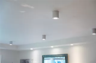 Photo #5: DW26084507 Listing 