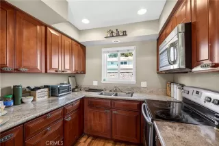 Photo #6: DW26118498 Listing