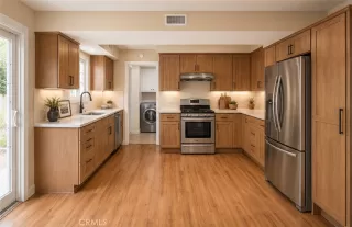 Photo #4: DW26122232 Listing 
