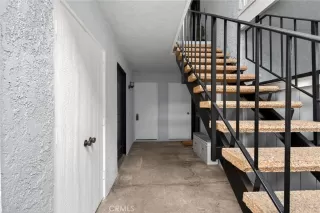 Photo #3: DW26122693 Listing 