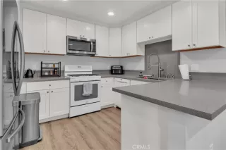 Photo #6: DW26138406 Listing 