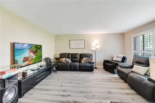 Photo #5: EV23109336 Listing 