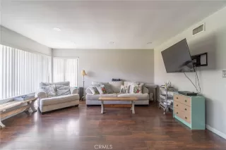 Photo #6: EV23158501 Listing 