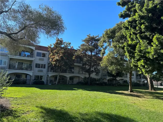 MLS: EV23196114 Condo For Sale