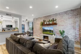 Photo #6: EV24004152 Listing 