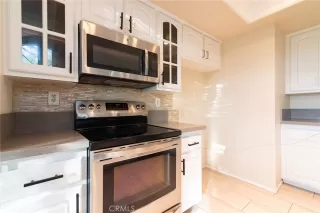 Photo #4: EV24040049 Listing 