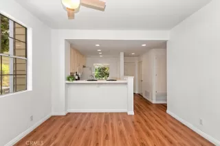 Photo #5: EV24136383 Listing