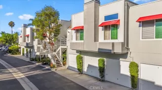 Photo #1: EV24176652 Listing 