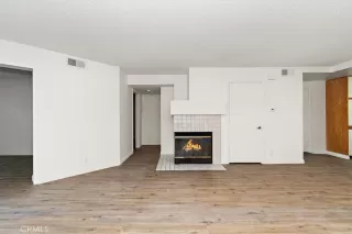 Photo #6: EV24176652 Listing 