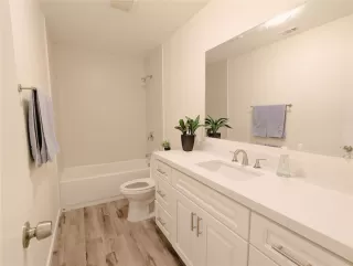 Photo #1: FR24056399 Listing 