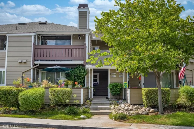 MLS: GD23127988 Condo For Sale