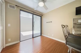 Photo #6: GD24137306 Listing