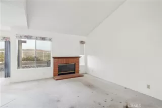 Photo #4: GD25024051 Listing 