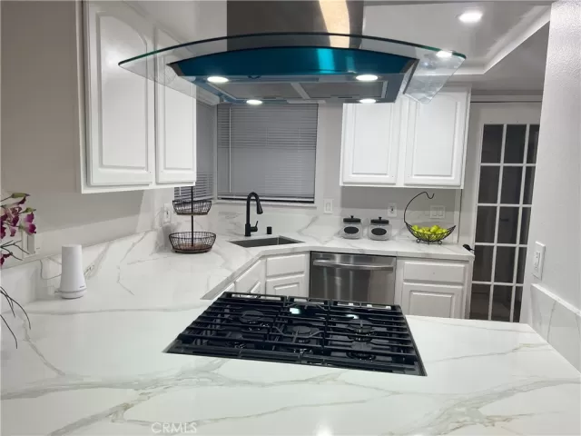 MLS: HD23175129 Condo For Sale