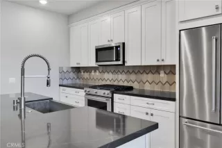 Photo #4: HD24128726 Listing 