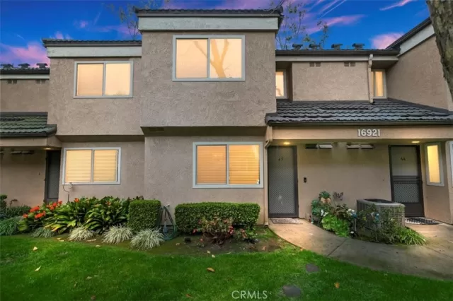 MLS: HD25032223 Condo For Sale