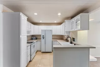 Photo #5: HD25082347 Listing 