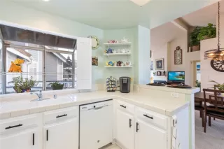 Photo #5: IG22241807 Listing