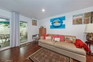 Photo #6: IG22252173 Listing