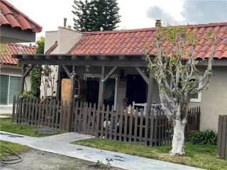 Photo #1: IG23033262 Listing