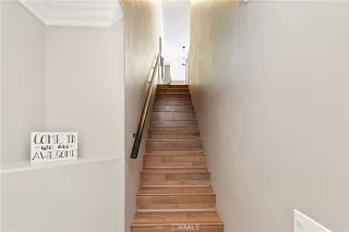 Photo #4: IG23040193 Listing