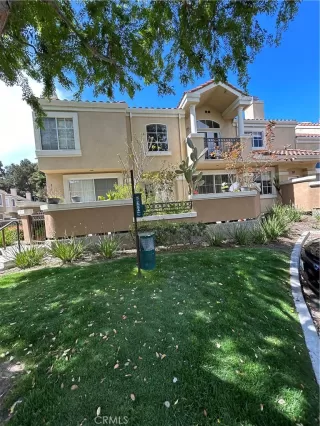 Photo #3: IG23050437 Listing 