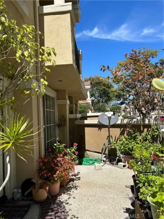 Photo #4: IG23050437 Listing 