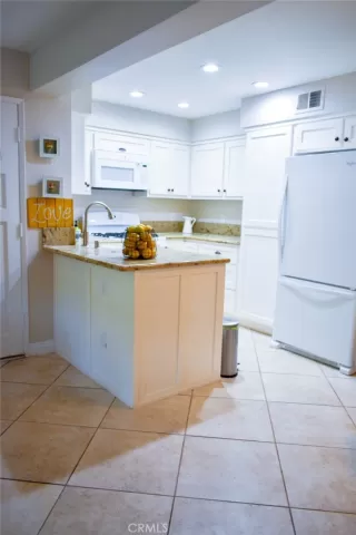 Photo #4: IG23093345 Listing 