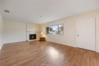 Photo #3: IG23098364 Listing 