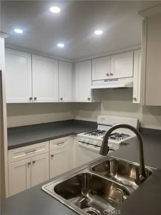 Photo #2: IG23108085 Listing 