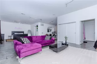 Photo #1: IG23136132 Listing 