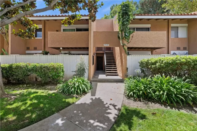 MLS: IG23147750 Condo For Sale