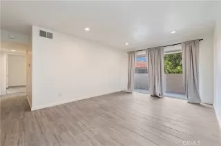 Photo #5: IG23147750 Listing 