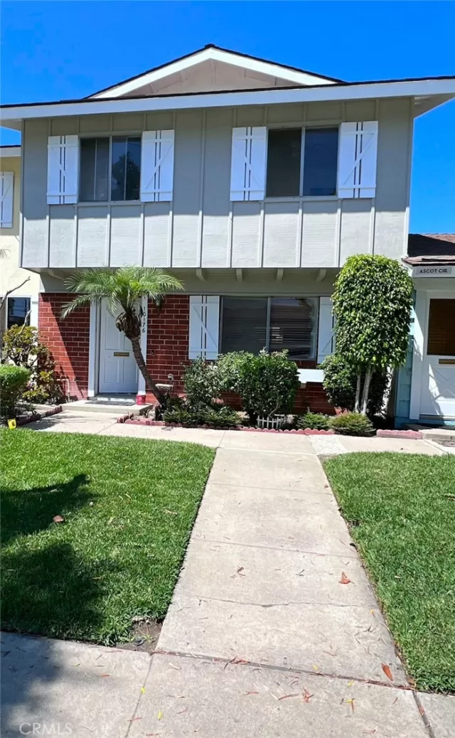 MLS: IG23155010 Condo For Sale