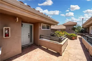 Photo #4: IG23156171 Listing